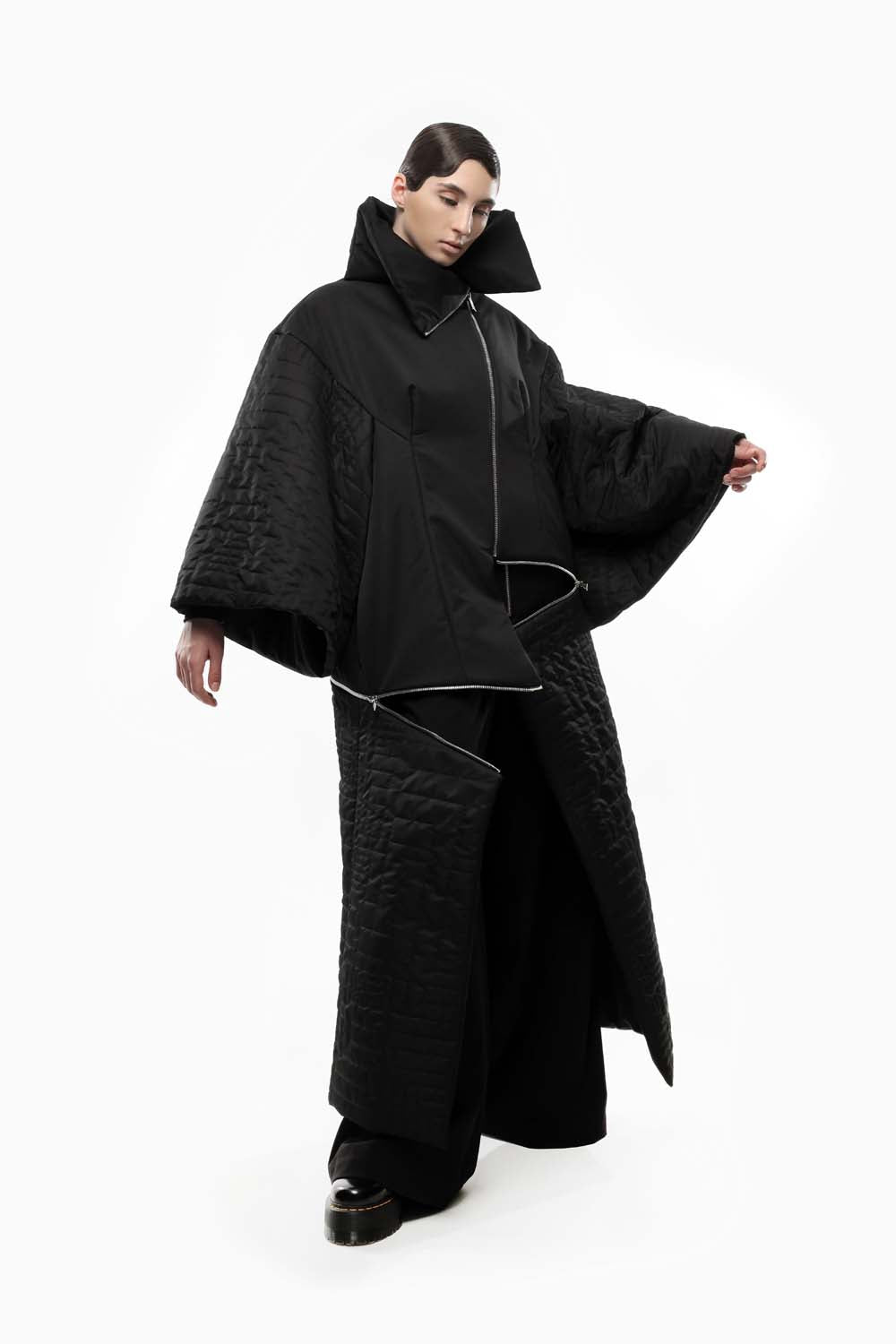 OBSIDIAN VAULT COAT
