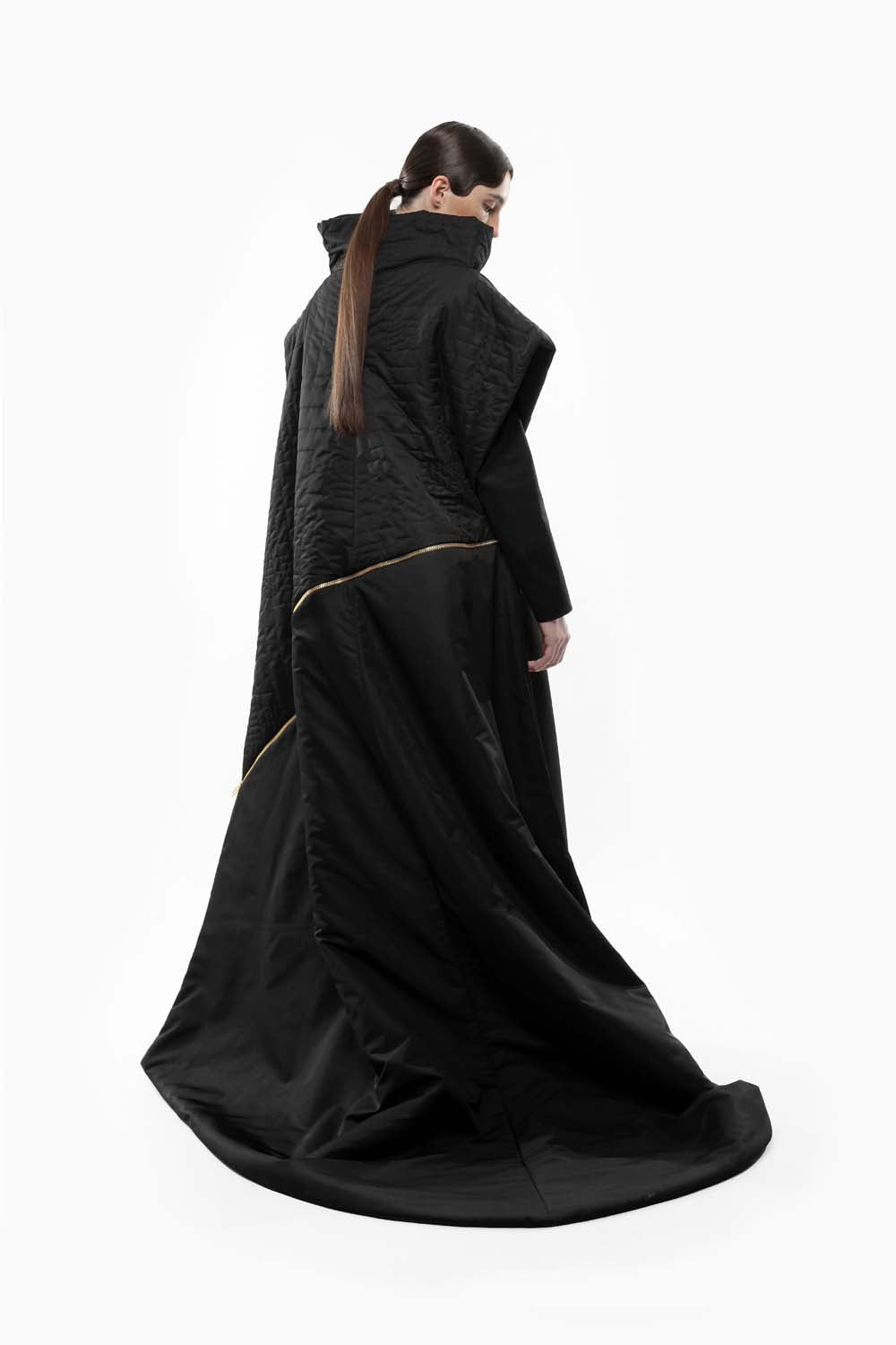 VOID MANTLE CAPE COAT