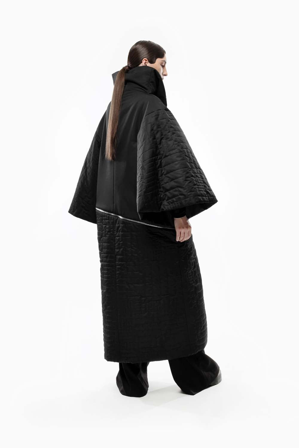 OBSIDIAN VAULT COAT