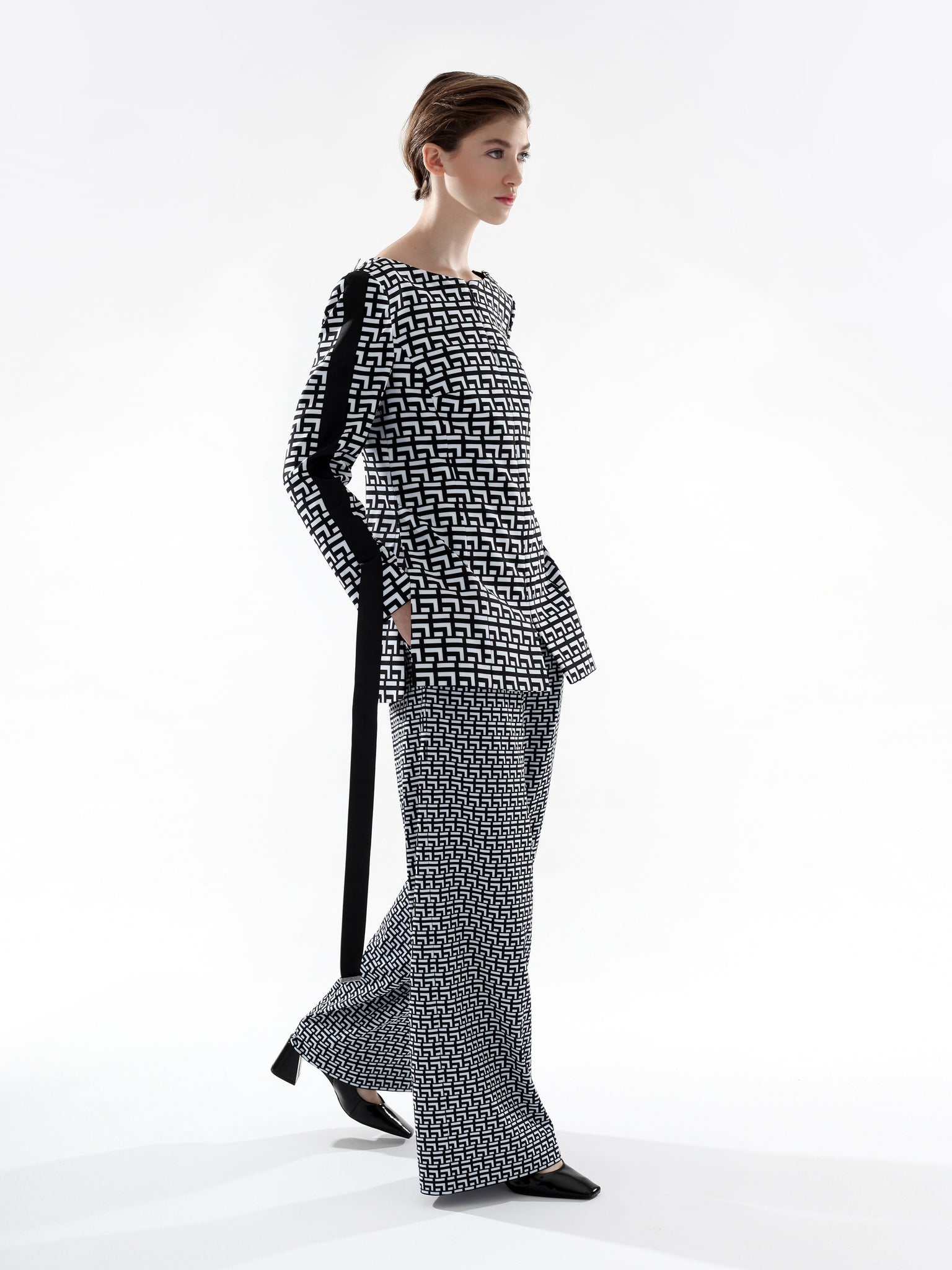 ECHO FORM BLAZER
