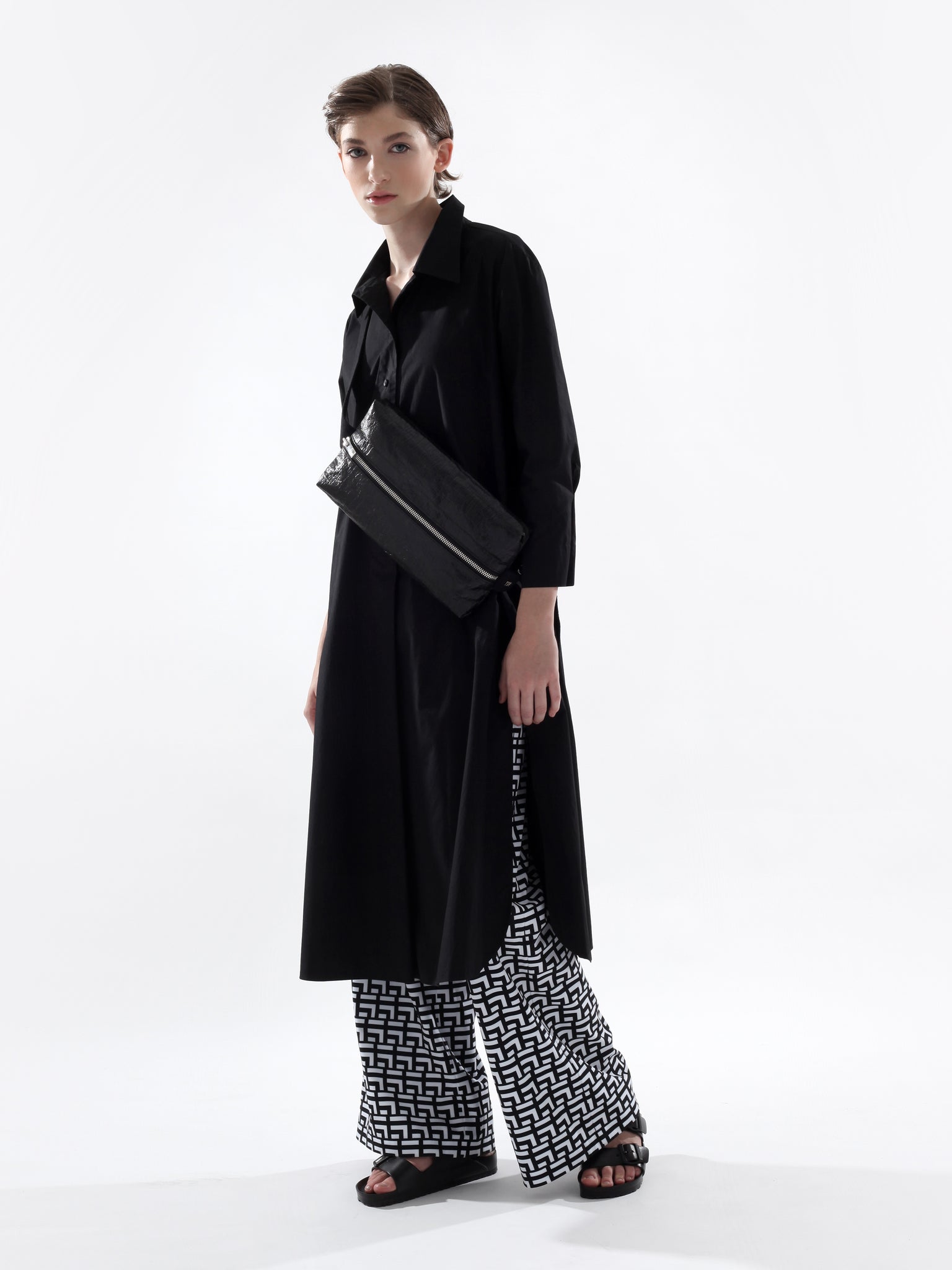 URBAN SILENCE SHIRT DRESS