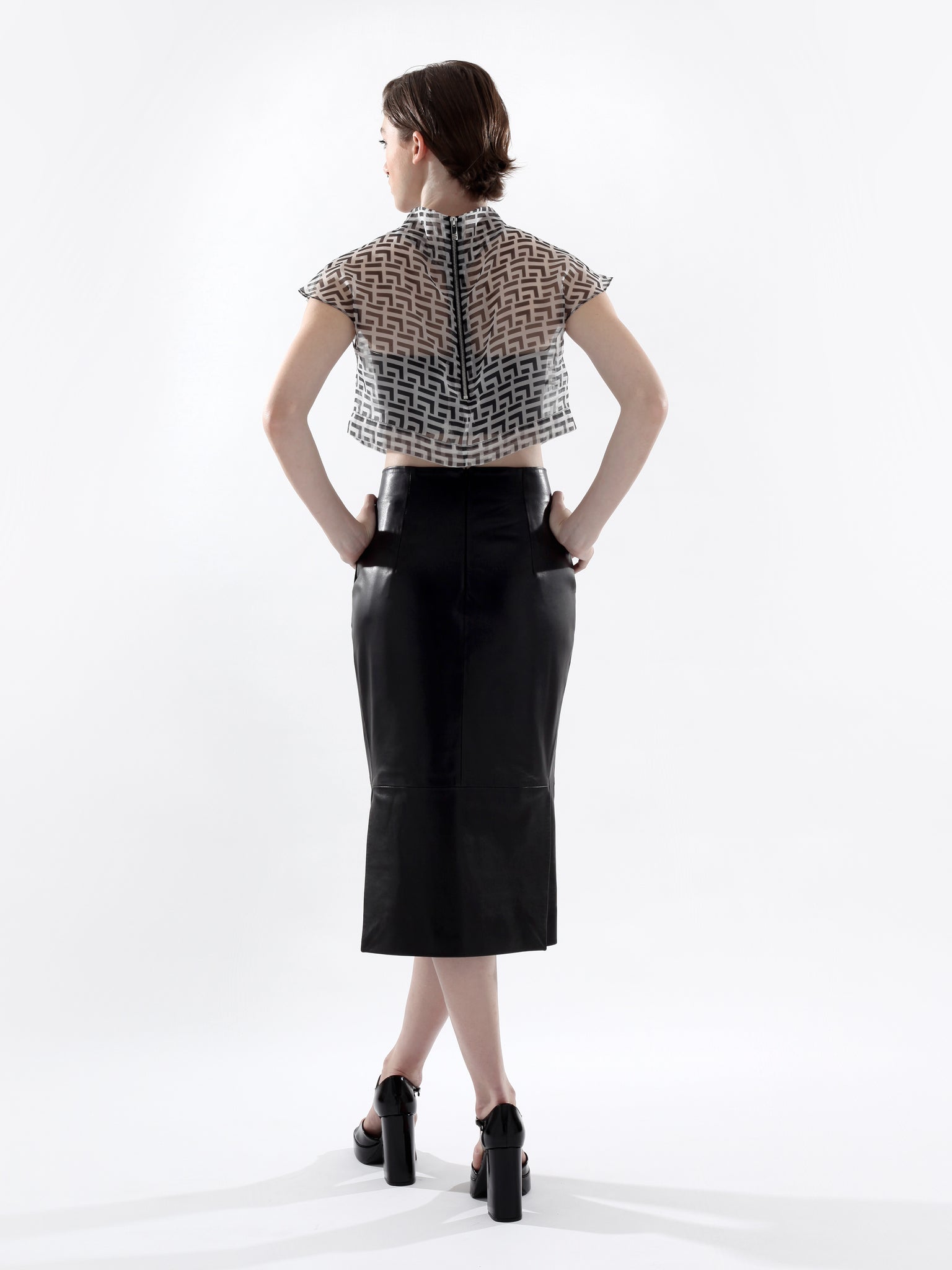 WHISPER MAZE TOP